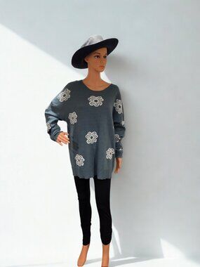Maurices Daisy Floral Oversized Sweater XL Teal Gray Boho Cottagecore Knit